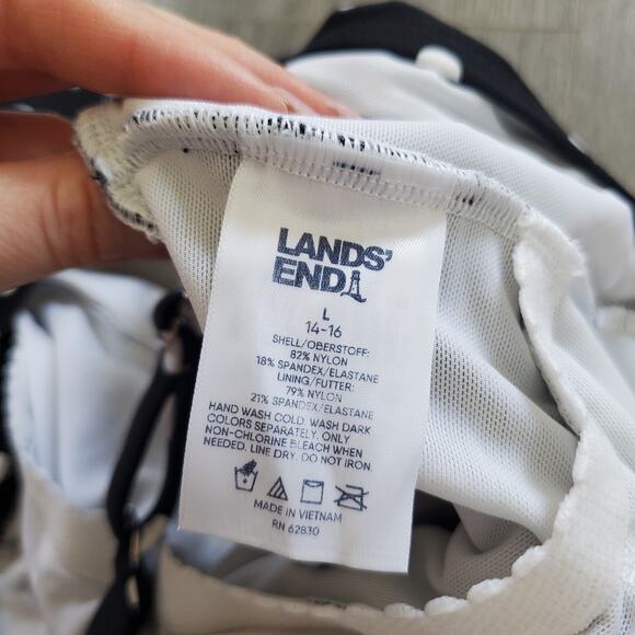 Lands End Baiting Suit One Piece Large Black Polka Dot Modest Skirted V Neck - Picture 7 of 8